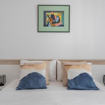 Sunny 1Bdr With Balcony & Parking Apartment Zagreb Luaran gambar