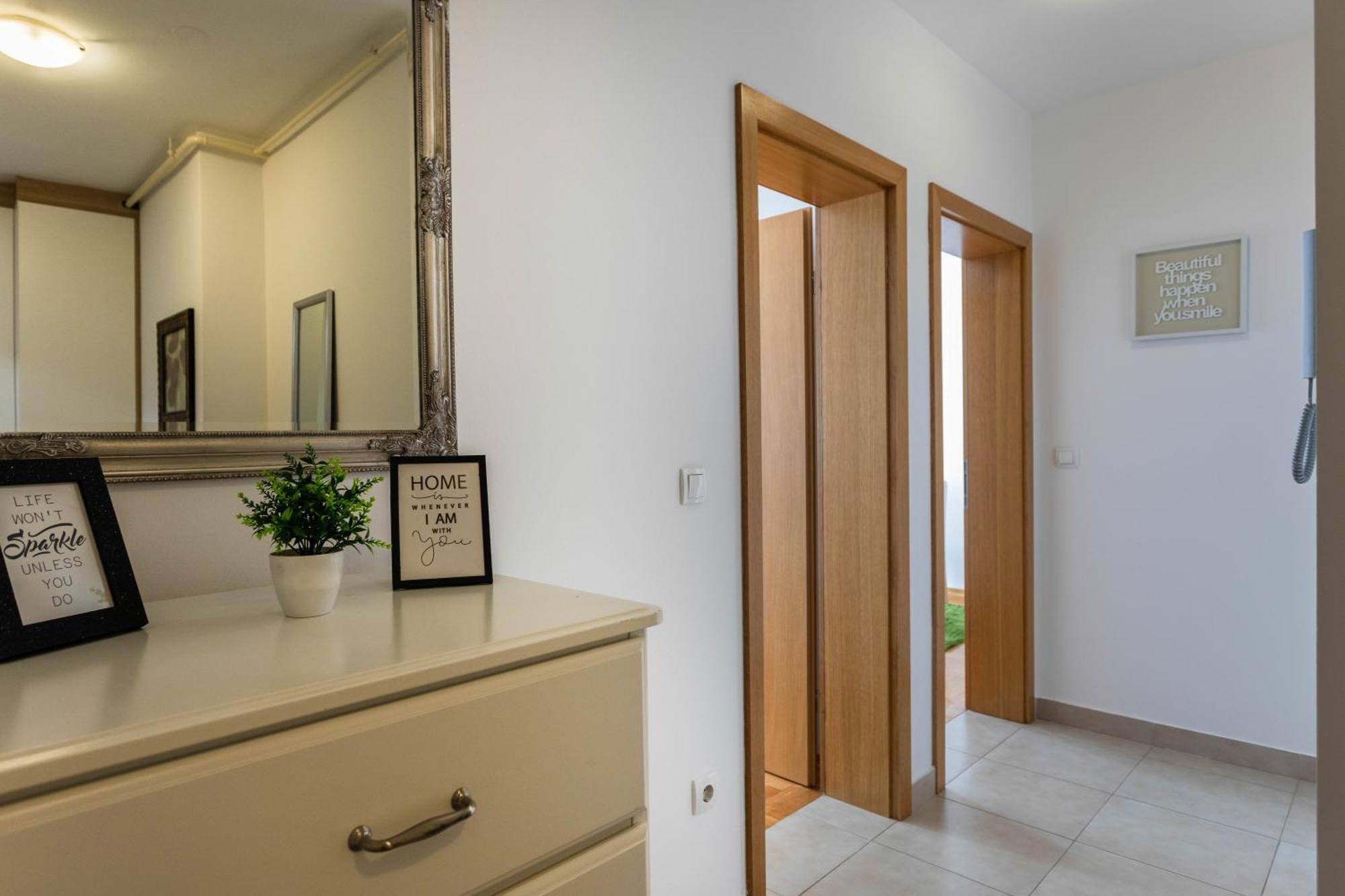 Sunny 1Bdr With Balcony & Parking Apartment Zagreb Luaran gambar