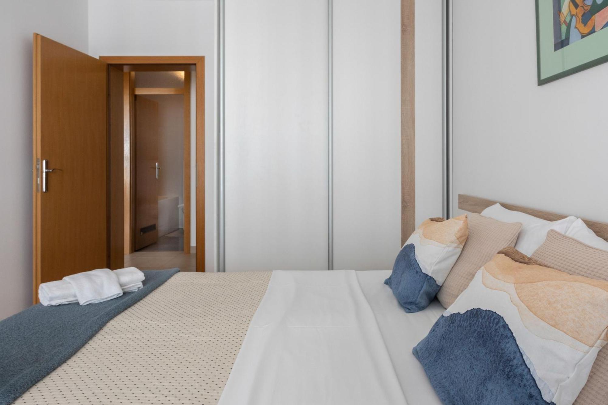Sunny 1Bdr With Balcony & Parking Apartment Zagreb Luaran gambar